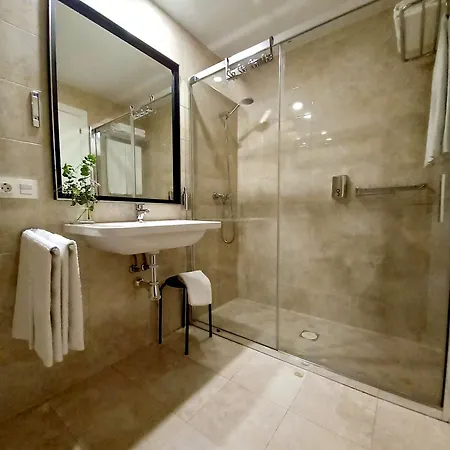 Littore Tormes Con Parking, Aa Y Piscina Appartement *